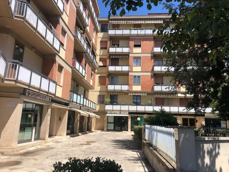 Sansovino Bed And Car Hotel Флоренция Екстериор снимка